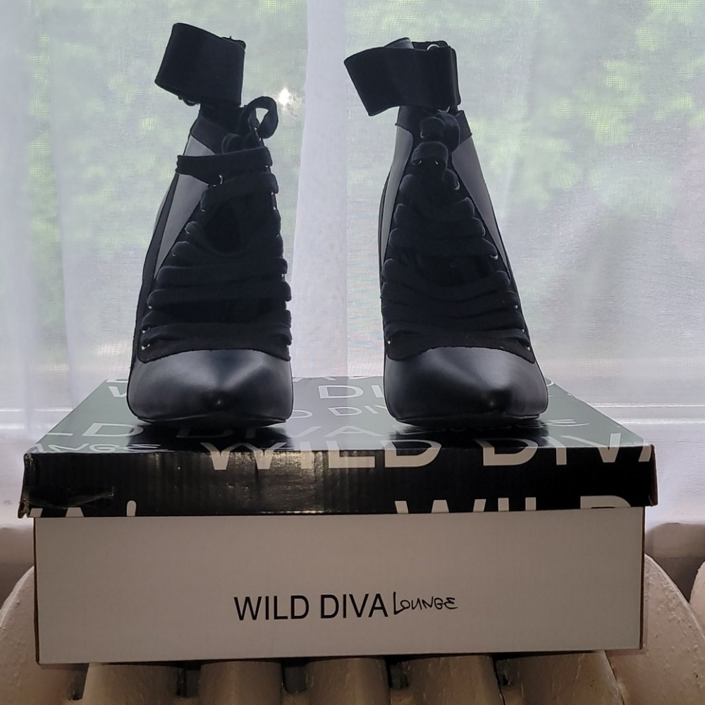 New Black High Heels